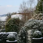 The Punch Bowl Otel