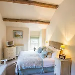 The Punch Bowl Hotel