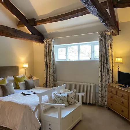 The Punch Bowl Hotel 5*