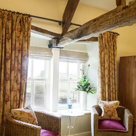 The Punch Bowl Hotel