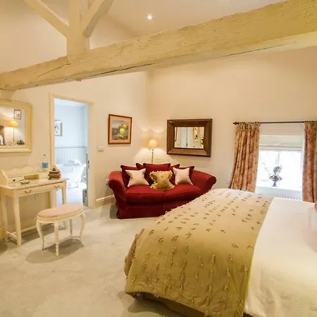 The Punch Bowl Hotel 5*