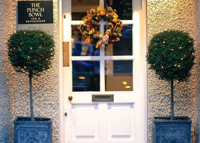 Hotel The Punch Bowl 5*