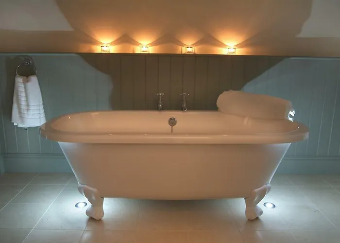 The Punch Bowl Hotel Kendal